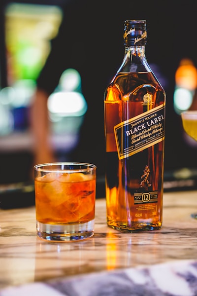 马爹利蓝带干邑